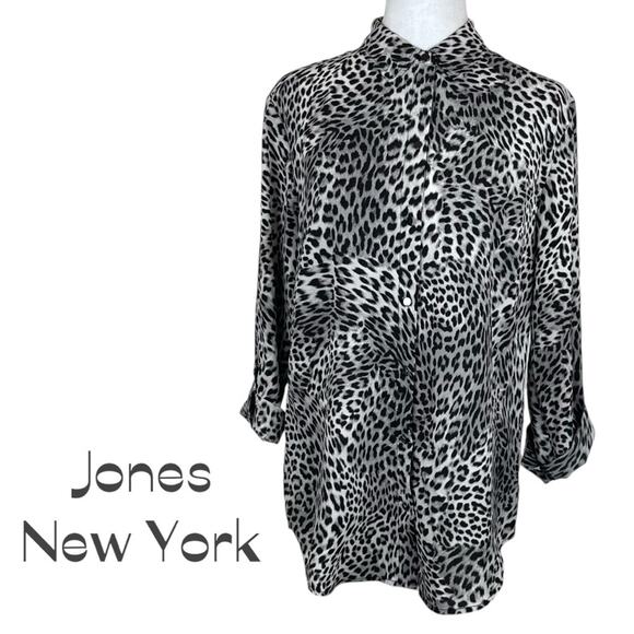 Jones New York Sheer Black Gray Animal Print Date Night Shirt NWT Size M - Picture 2 of 11